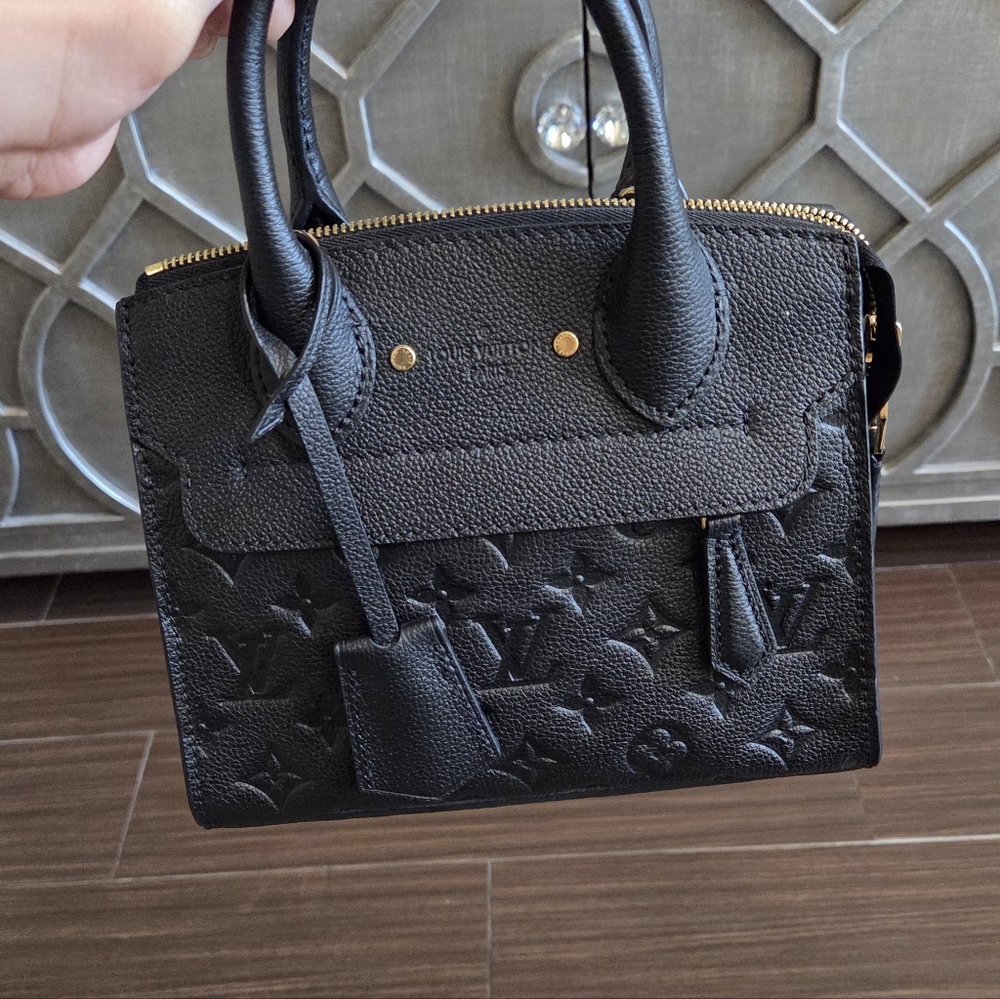 Louis VuittonEmpreinte Mini Pont-Neuf - Picture 2 of 4